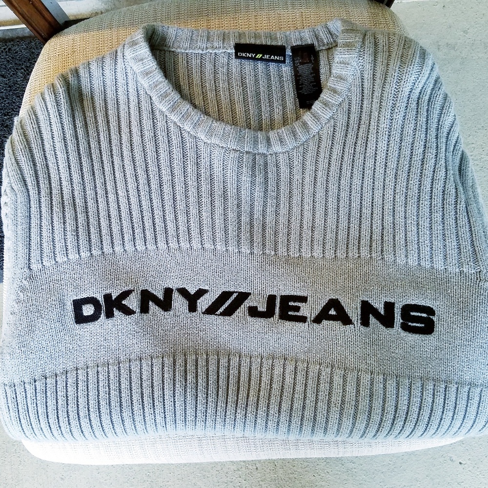 DKNY Jeans Gray Knit Sweater Black Logo L